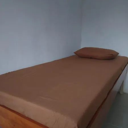 Homestay Ngaso Dalem Wonosobo Room photo